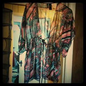 Beautiful vintage top by bisou bisou one size